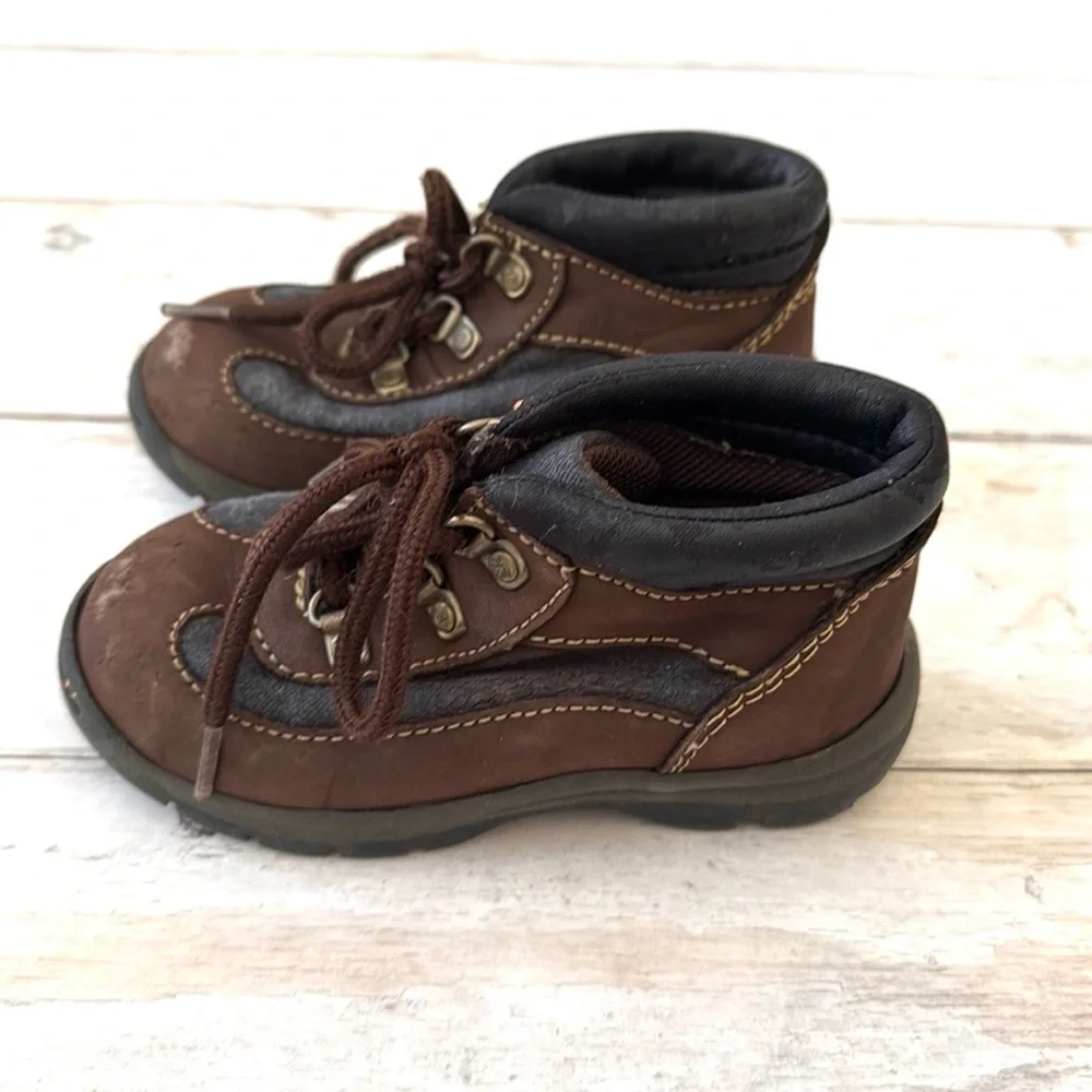 Boys Size 8 Leather Hiking Boots Kids Toddler Shoes OshKosh Genuine Kids Brand